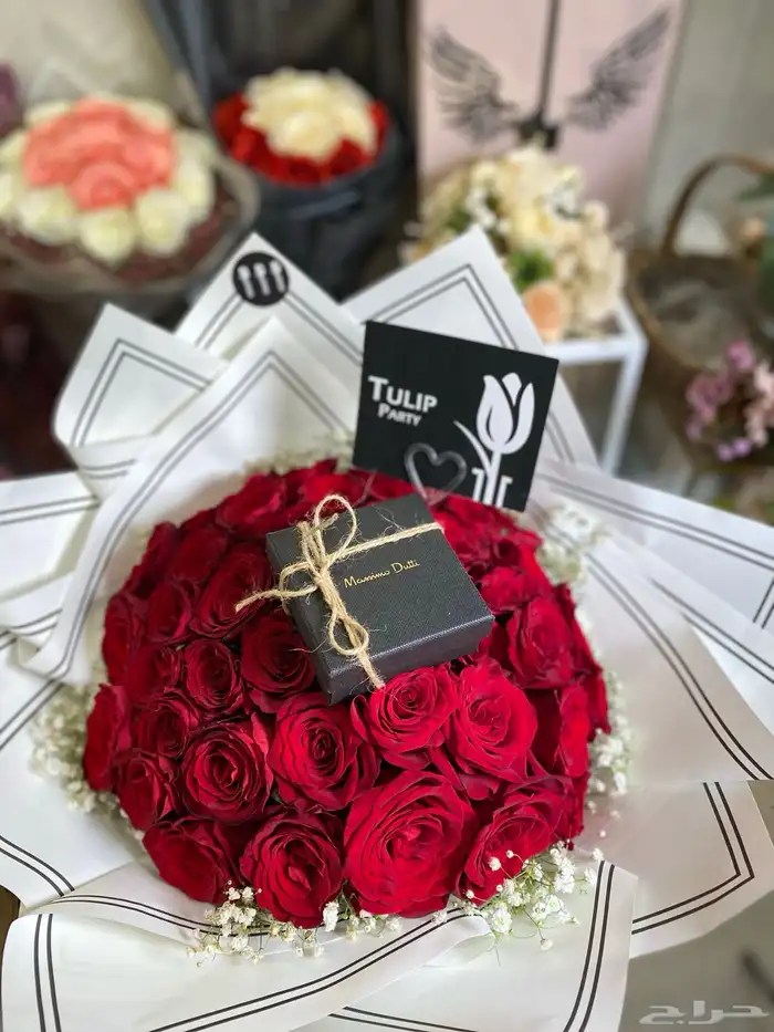 هدايا ورد طبيعي وتنسيقات يوم الحب 9