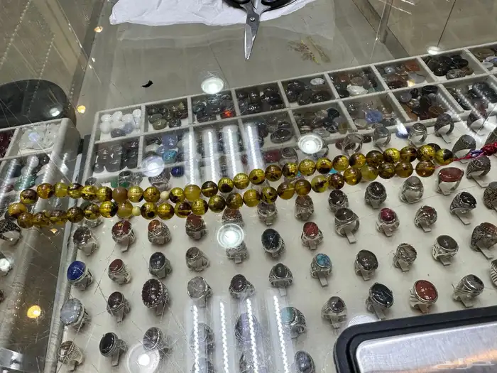 سبحة كهرمان 2