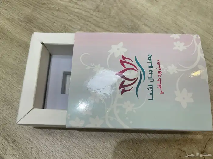 طباعه تاق ليبل قماش بوكسات عبايات اكياس علي استكر لاصق منيو 6