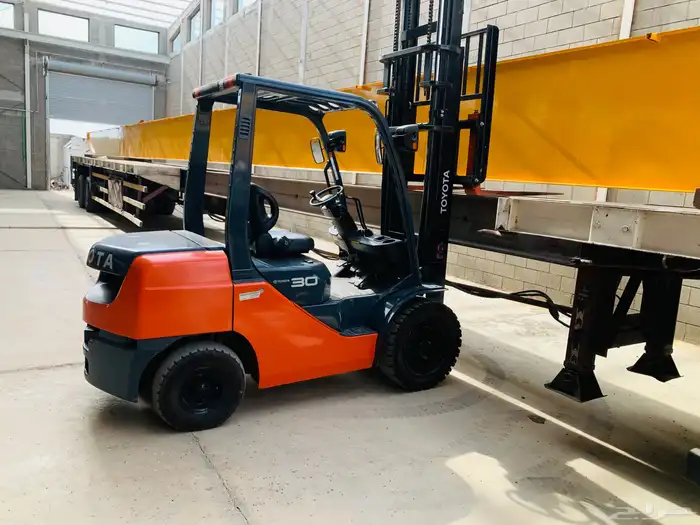 forklift for rent in jeddah.رافعة شوكية فوركلفت للايجار جده 4