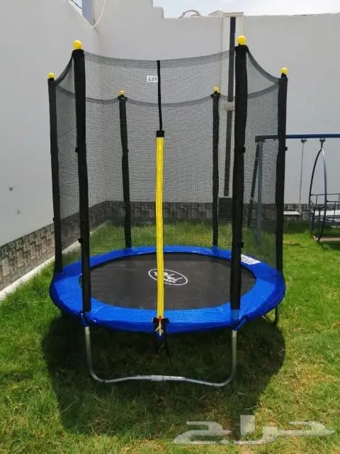 عروض يوم التأسيس على نطيطات الترامبولين 9