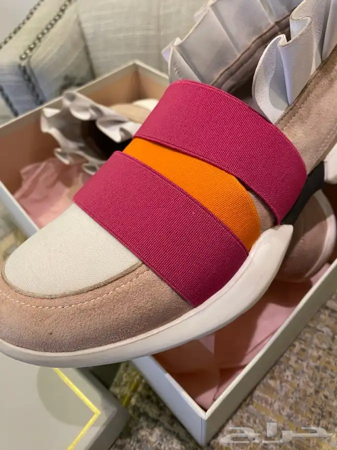 جزمه بنات ماركه 3