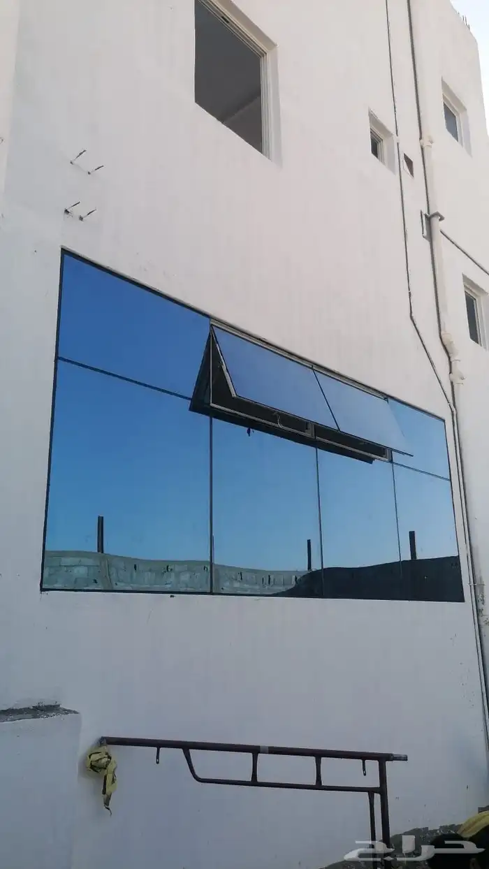 زجاج سكريت شبابيك المونيوم 0