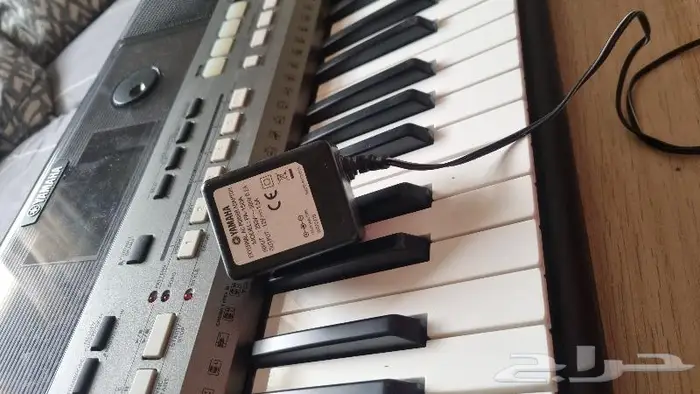 YAMAHA PSR-E443 0
