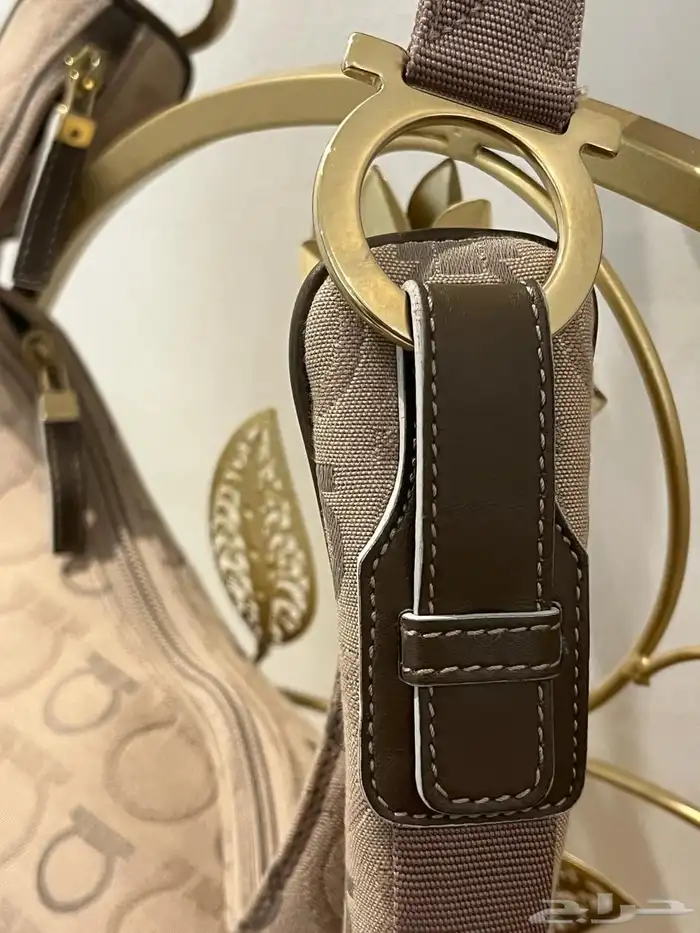 شناط وجزم ماركات عالميه جديد وبعض استعمال خفيف 35