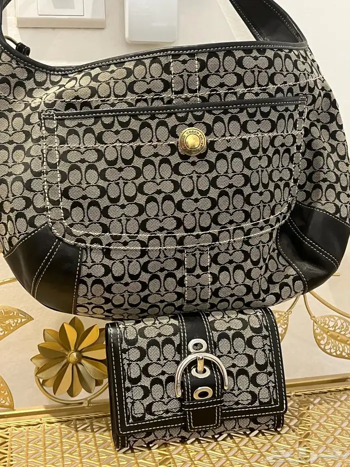 شناط وجزم ماركات عالميه جديد وبعض استعمال خفيف 8