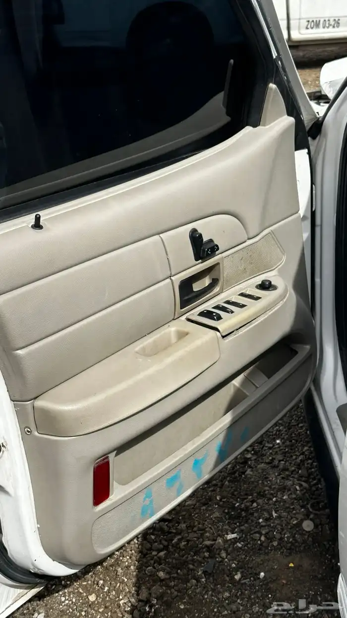 قطع غيار فورد بوليسي 9