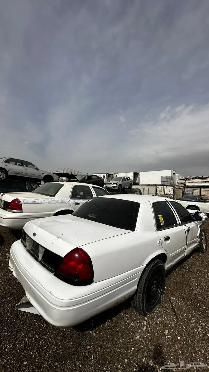 قطع غيار فورد بوليسي 4