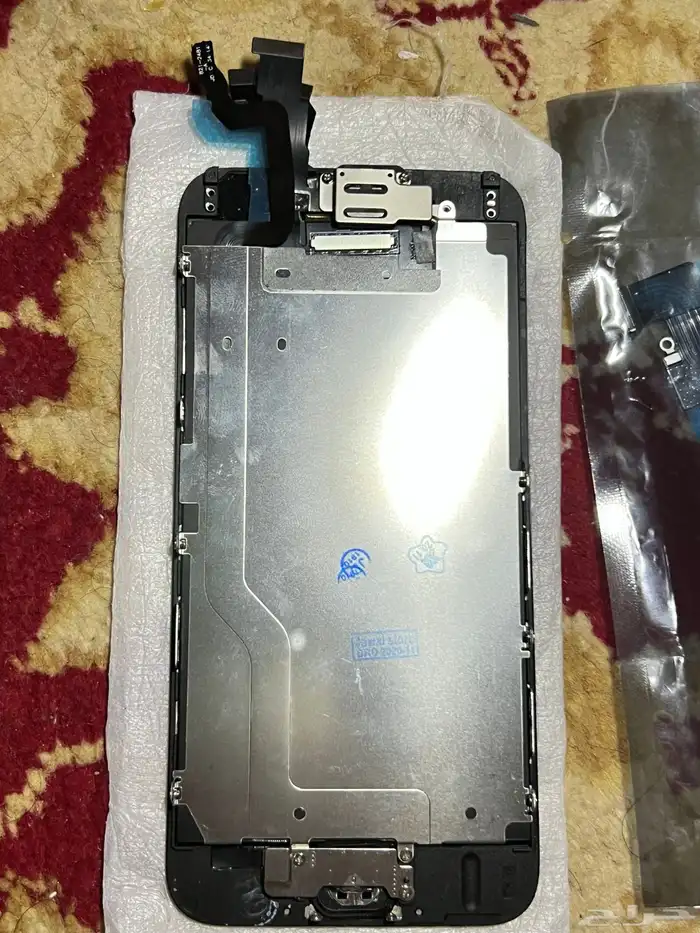 شاشة ايفون 6 ومدخل وقطعة مدخل شاحن ايفون 6 بلس 3