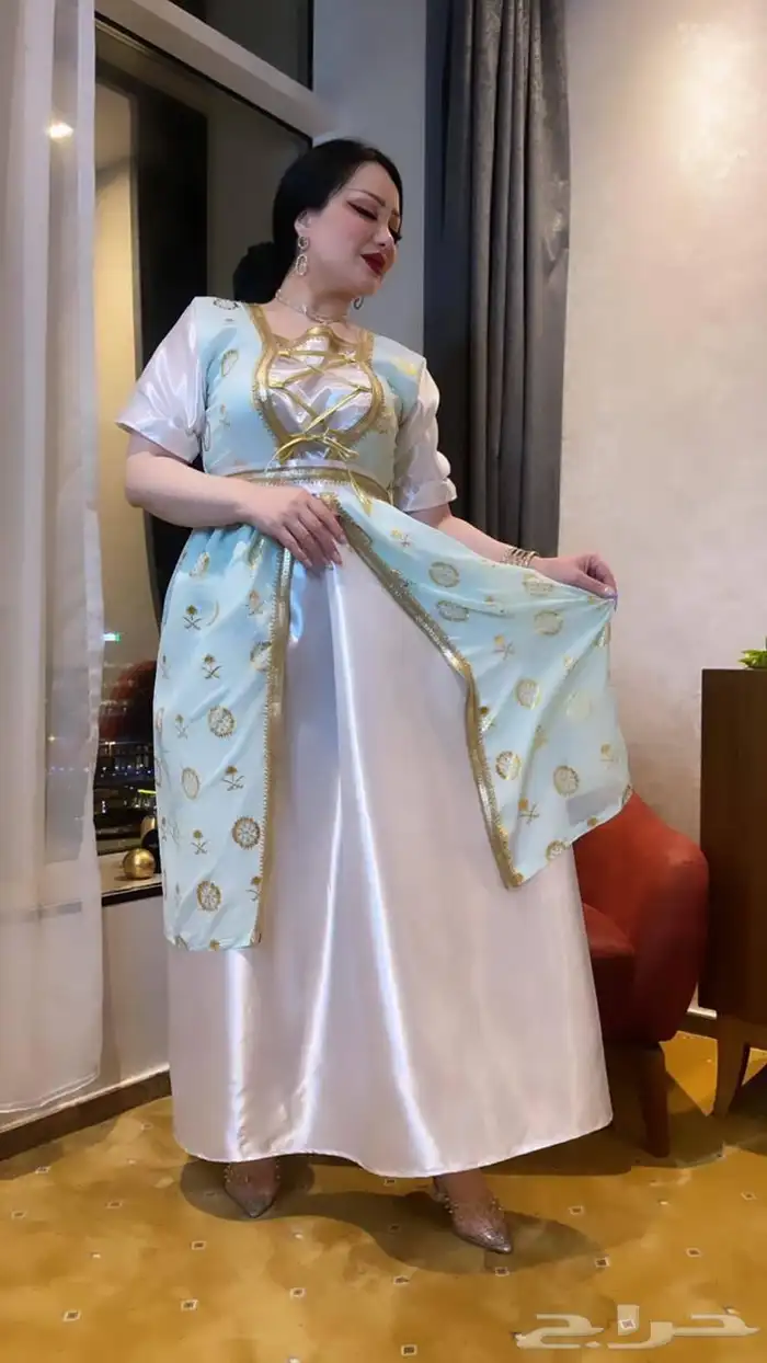 جلابيات وفساتين يوم التأسيس فخمه 28