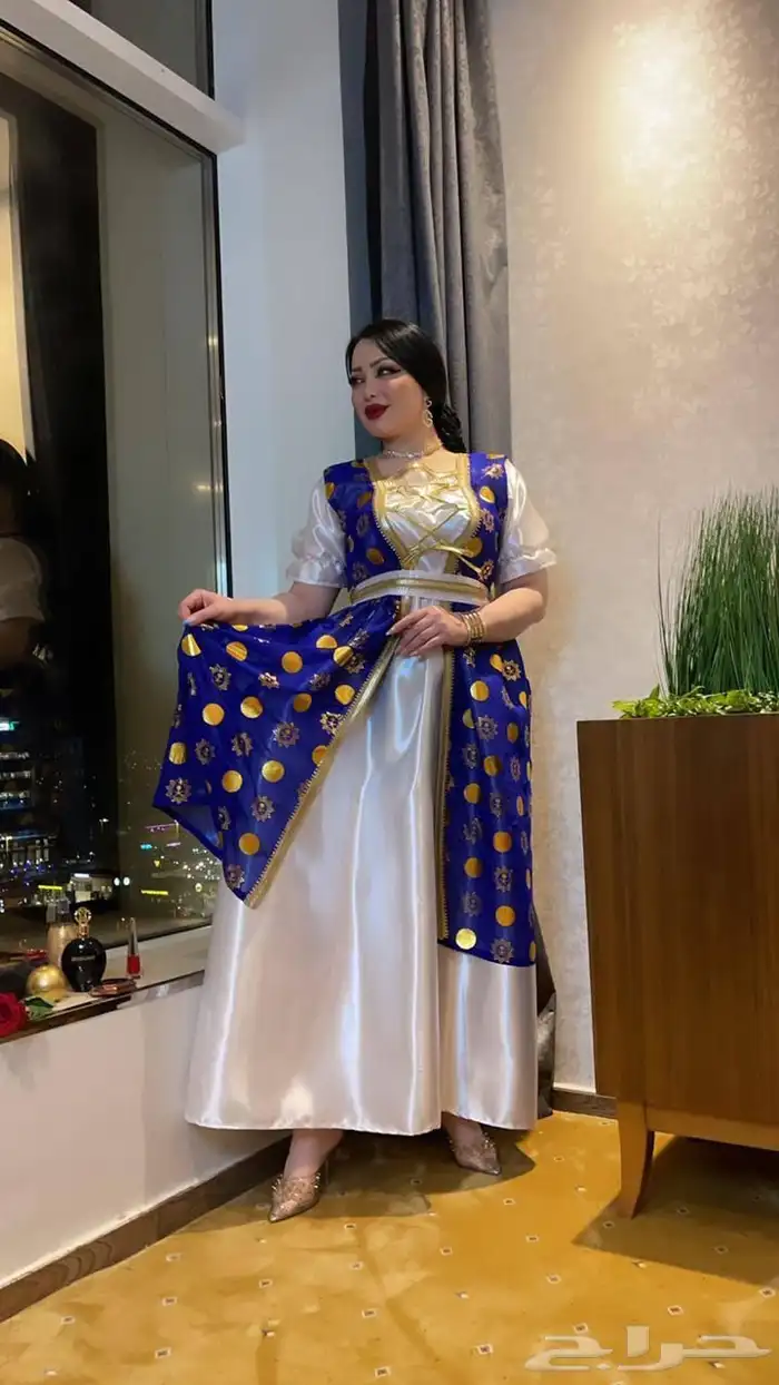 جلابيات وفساتين يوم التأسيس فخمه 30
