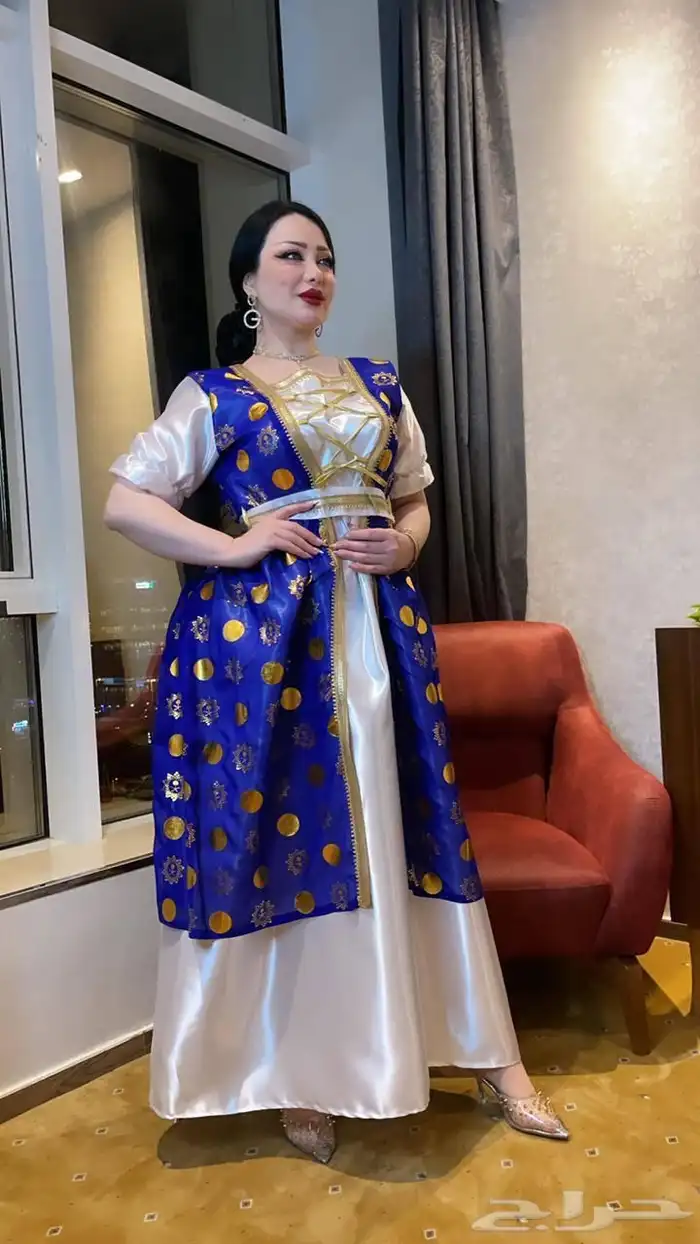 جلابيات وفساتين يوم التأسيس فخمه 26
