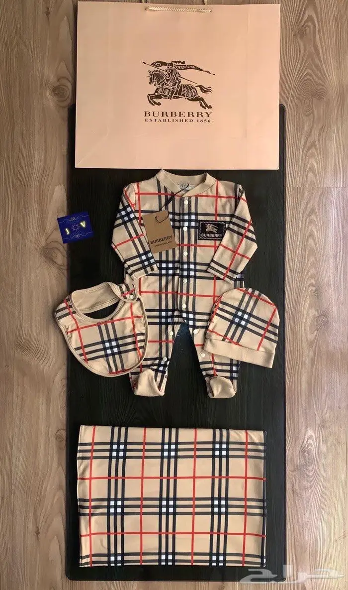 اطقم اطفال ماركات 17