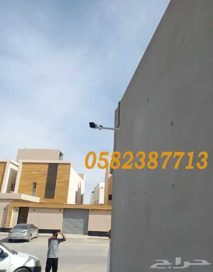 فني هندي خبرة طويلة فى تركيب وصيانه كاميرات المراقبة 1