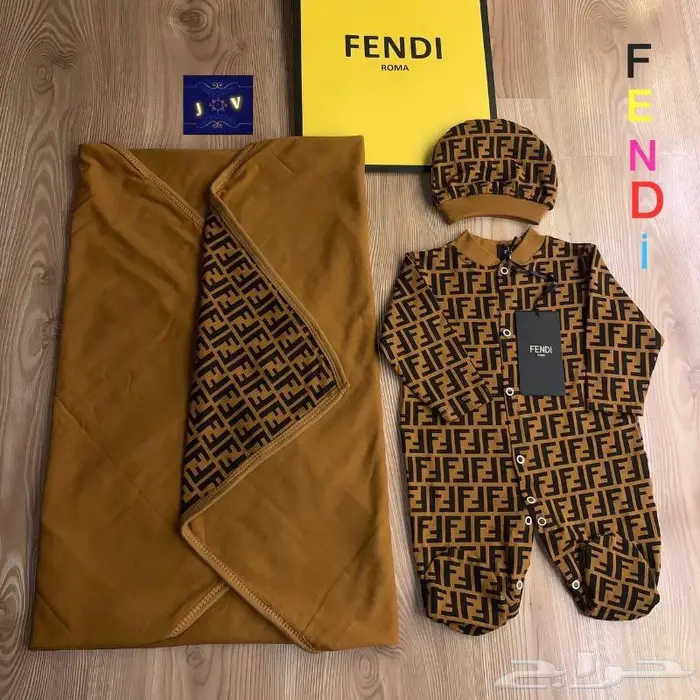 اطقم اطفال ماركات 6