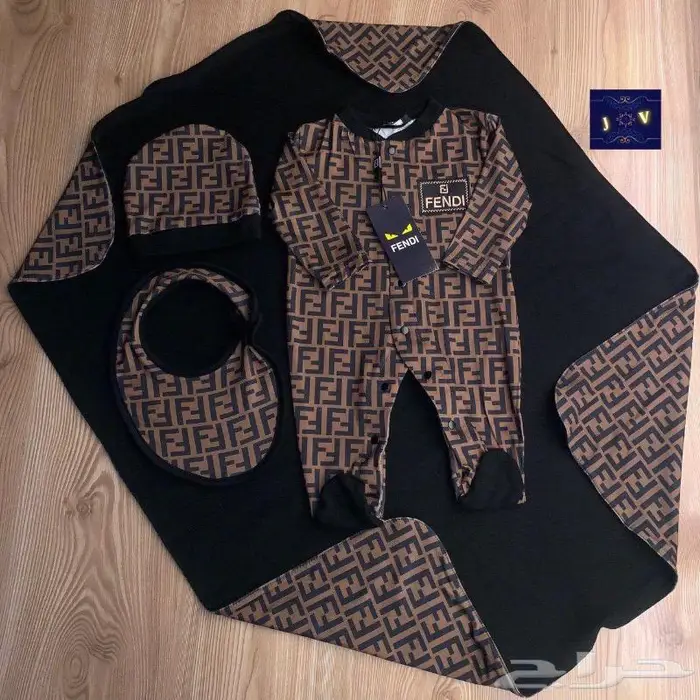 اطقم اطفال ماركات 11