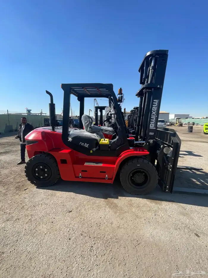 تأجير رافعات شوكية رافعةlifters master rental company 14