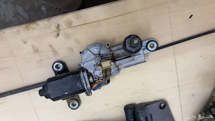 ابواب باترول مع مرتبه خلفيه وقطع للباترول. نظيفه جدا 1996 4