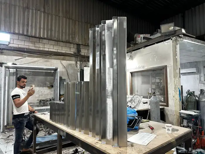 مصبات بإنارة ستيل تايواني 60 سم 12