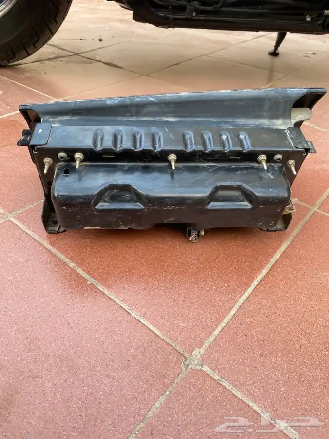 قطع تاون كار 2003 1