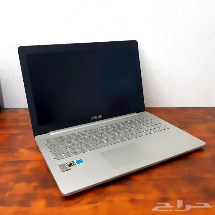لابتوب Asus ssd نظيف بشاشة لمس للبيع 0