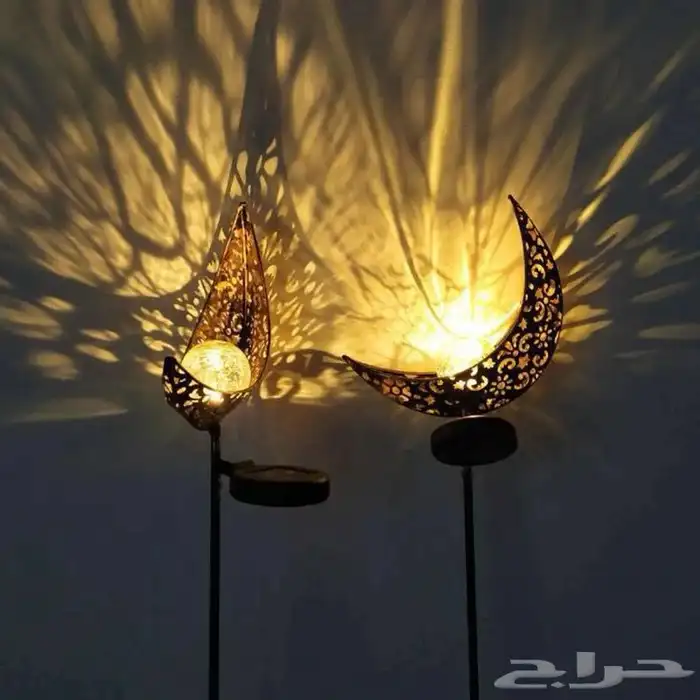 إضاءة حدائق بالطاقة الشمسية 2