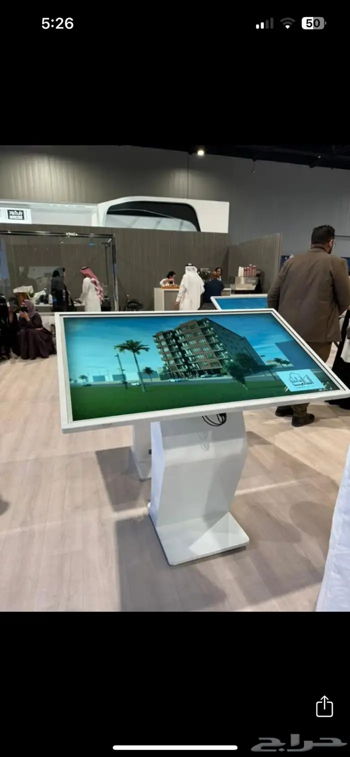 شاشات طولية وعرضية وبروجكتر وشاشات LED 2