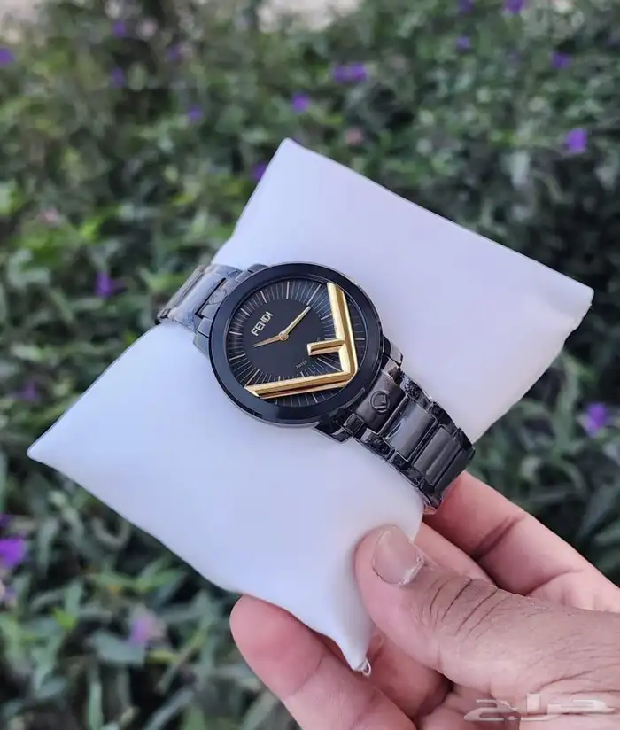 ساعة ماركة فندي رجالي 2