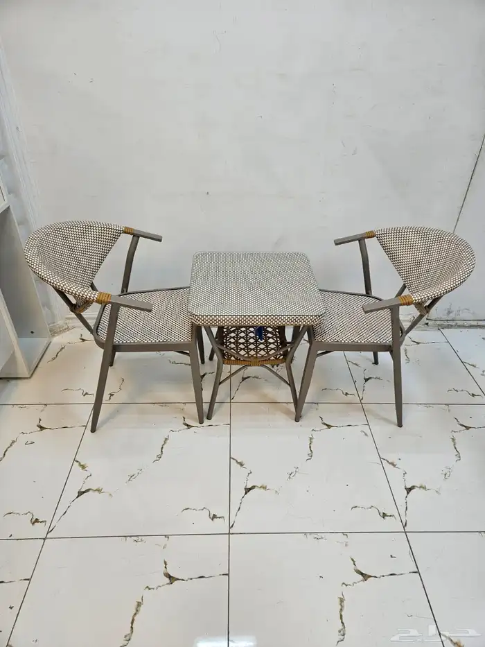 كراسي وطاولات كوفي ومطعم كفيات جلسات 4