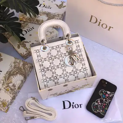 شنطه 67