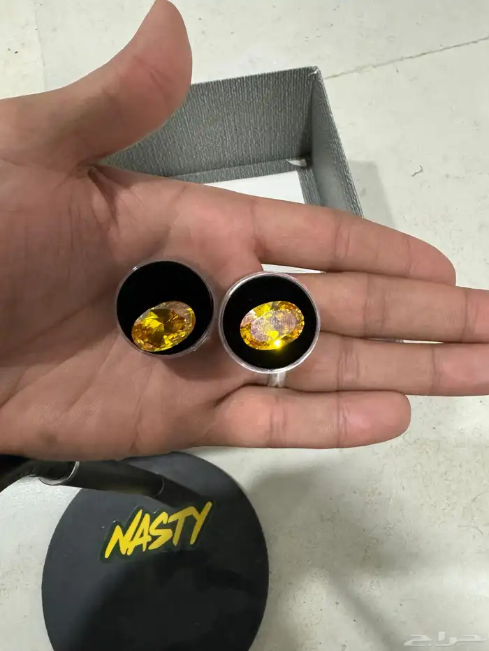 احجار كريمه اصليه ياقوت وزمرد وزبرجد 0