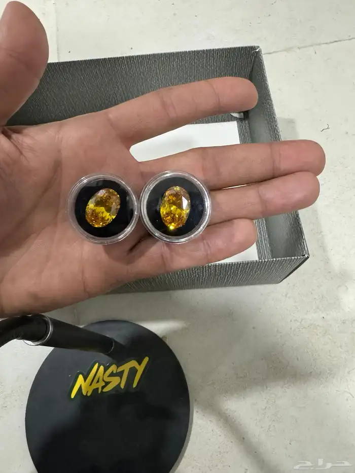 احجار كريمه اصليه ياقوت وزمرد وزبرجد 1