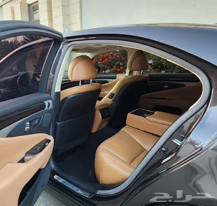 لكزس LS 460 2015 تم البيع 10