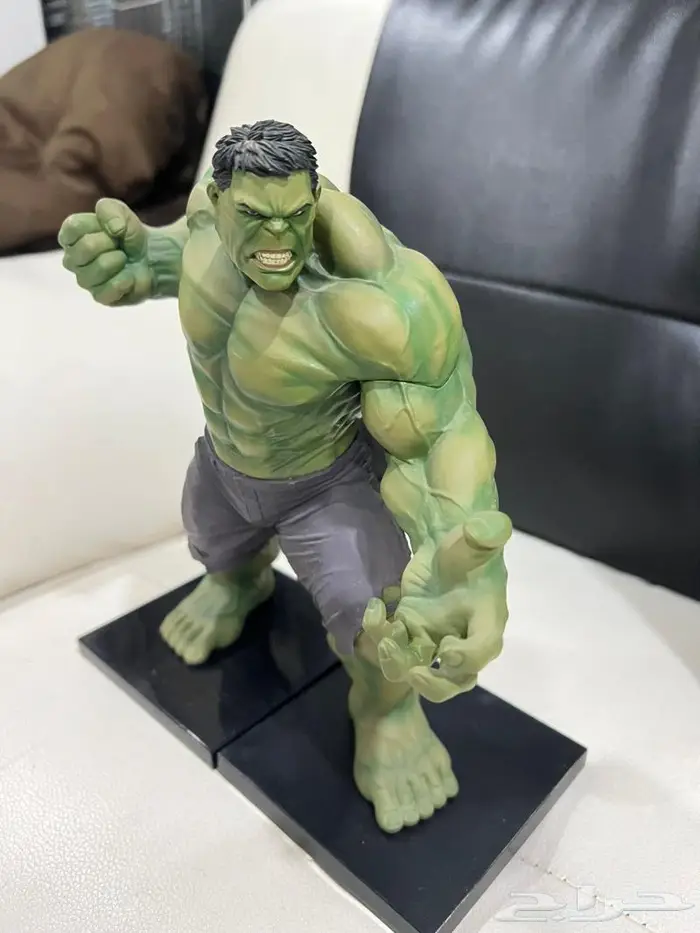 مجسم اصلي للرجل الاخضر من شركه MARVEL 3