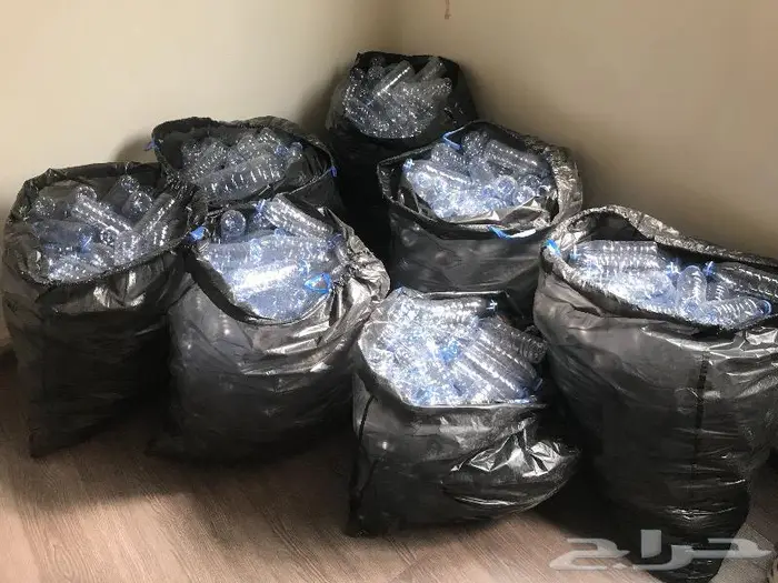 قوارير بلاستيك الكيس ب10ريال 1