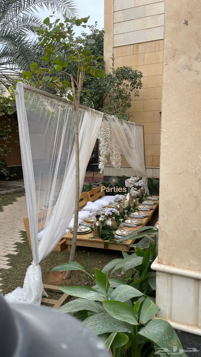 تاجير جلسات اراضية - طاولة طعام - طاولة استقبال 1