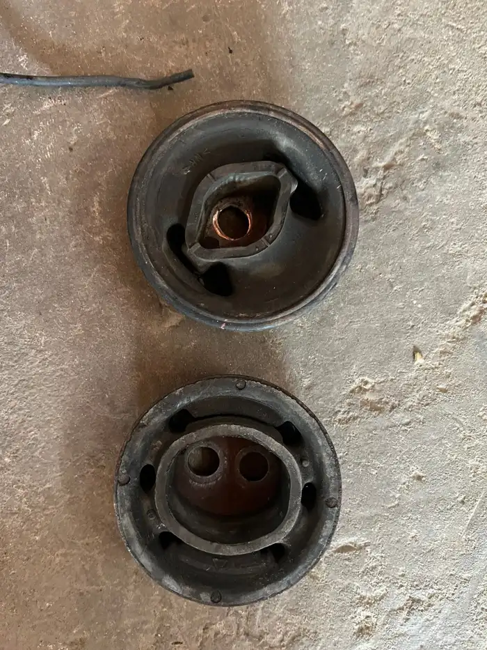 جميع قطع غيار لكزس المستعمل 26