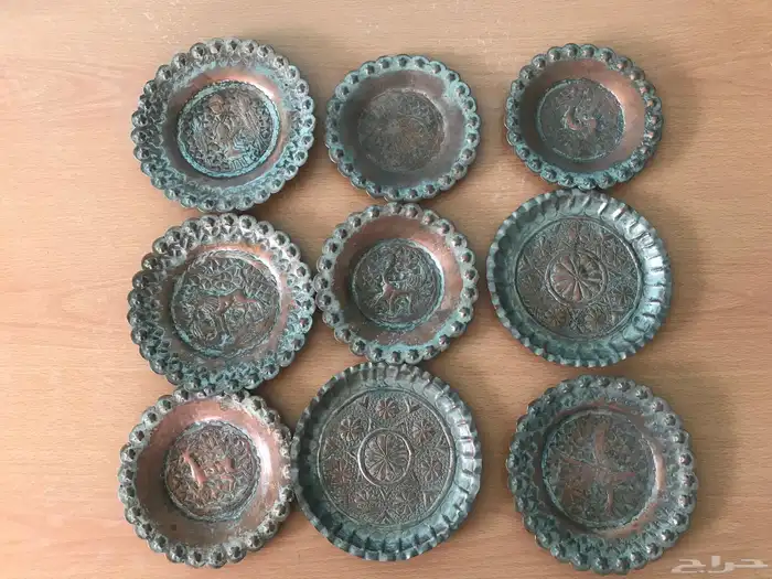 صحون تراثيه تعليقه نقوشات ورسومات نحاس 1