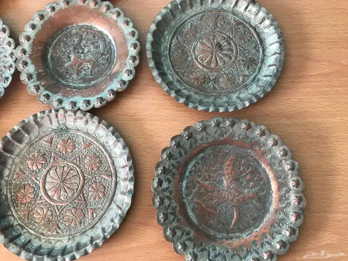 صحون تراثيه تعليقه نقوشات ورسومات نحاس 4