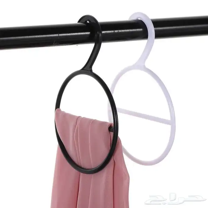 علاقة ملابس بلاستك - خشب. - مخمل - فصوص 22