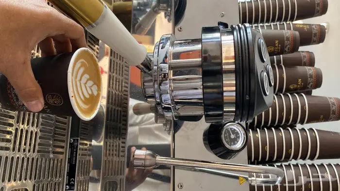 تاجير مكاين قهوة مختصة و ضيافة 8