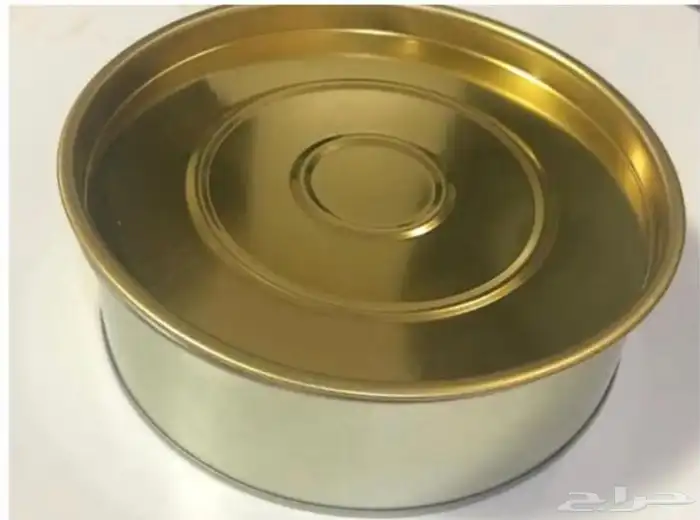 علب تنك تمر و جوالين زيت فارغة 2