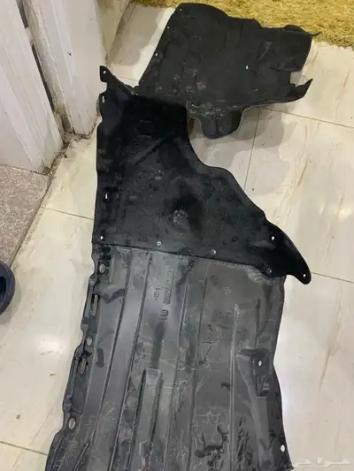 بطانة لكزس مديل 2020 و 2019 وكالة اخذتها بعد صدمة الي جاتها 3