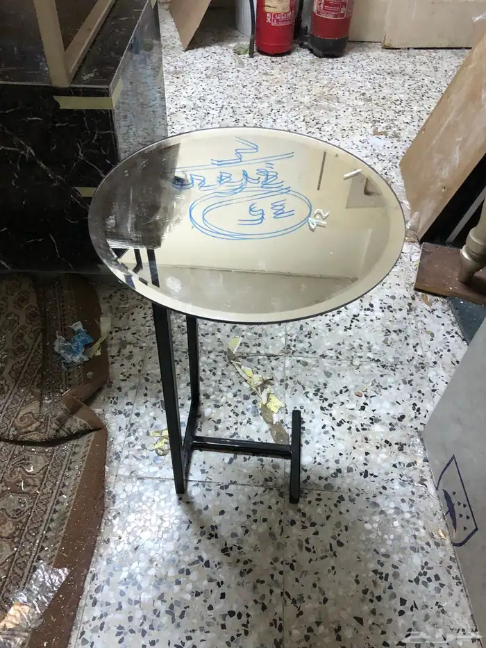 طاولات خدمه مرايا وطاولات مفرده 55
