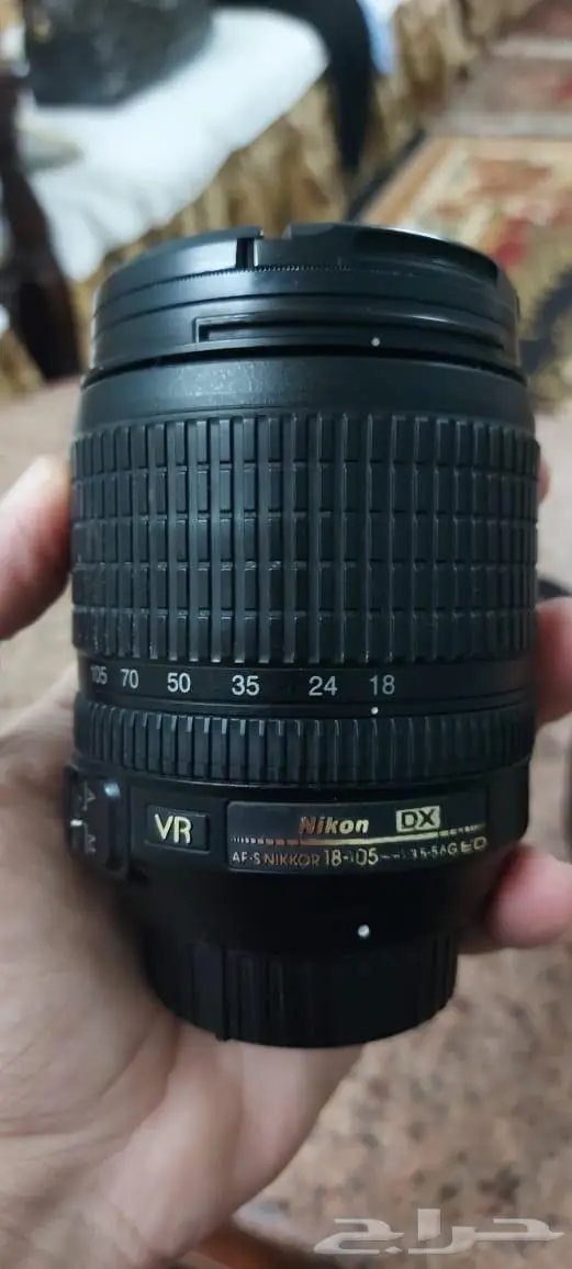 كاميرا nikon 5200 مع العدسة 1