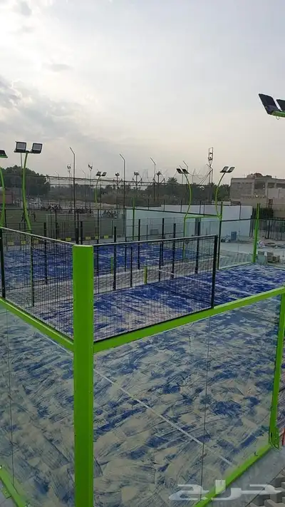 خصومات يوم التاسيس تركيب ملاعب بادل. كامل 3