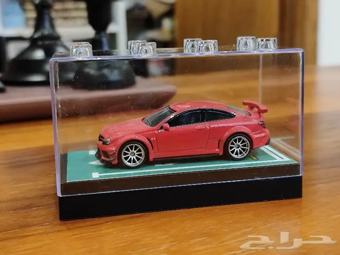 للبيع 3 سيارات HotWheels Premium 1