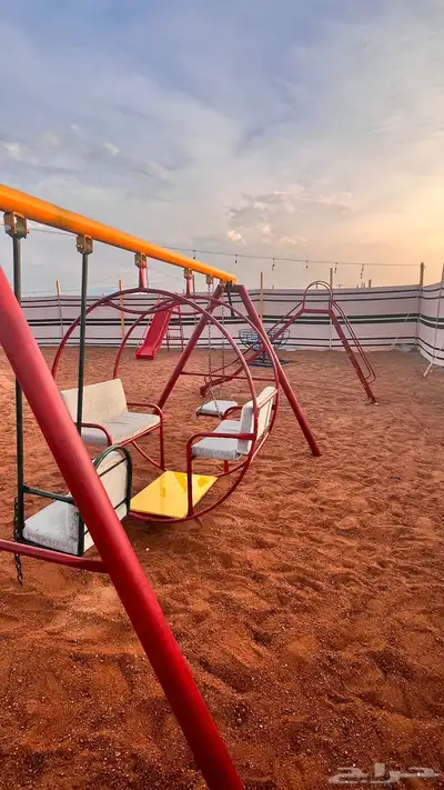 المخيمات 23