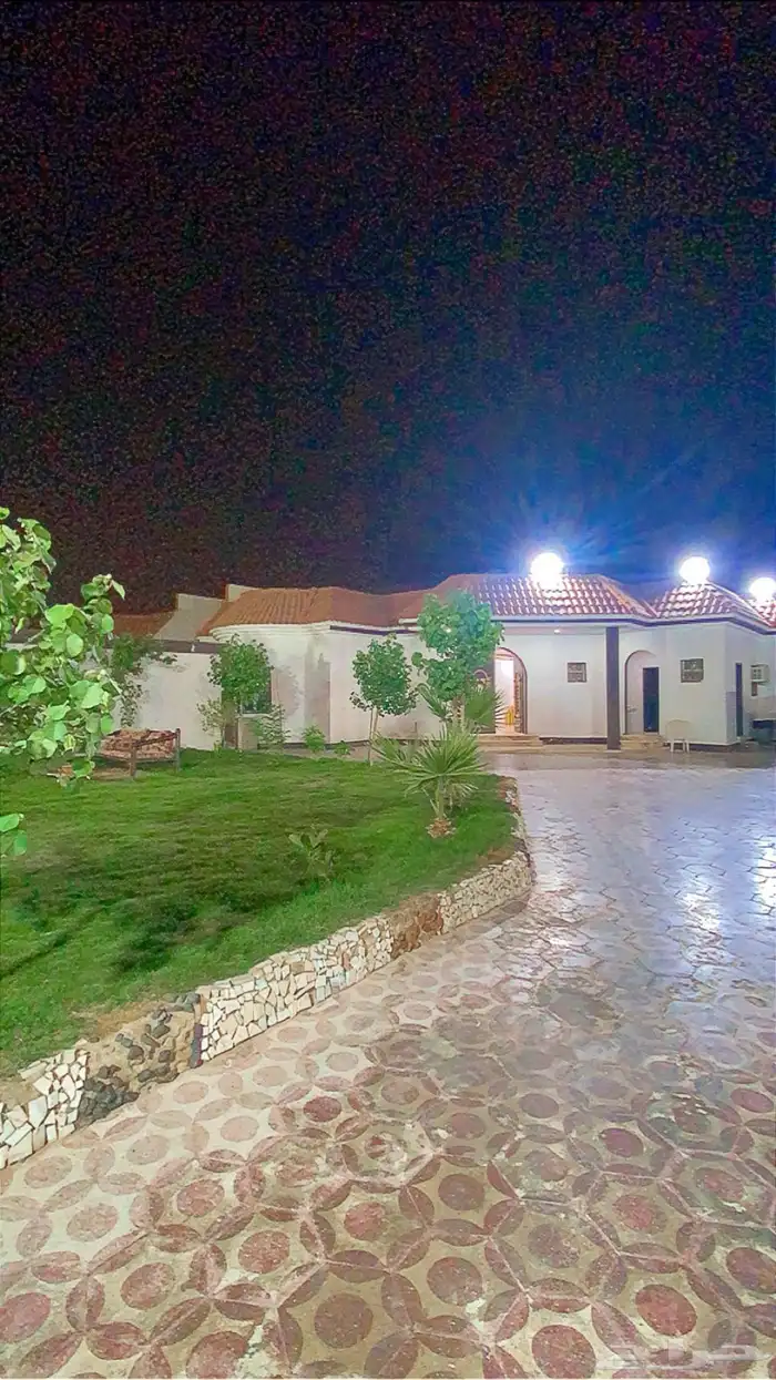 حجز استراحه قسمين كبيره مساحة 3 الاف 0