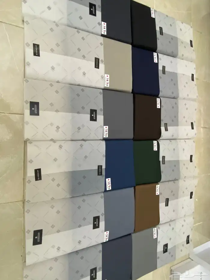 يوجد لدينا اقمشه ماركات وايضا  أقمشة سمير أميس وأقمشة شتوية 19